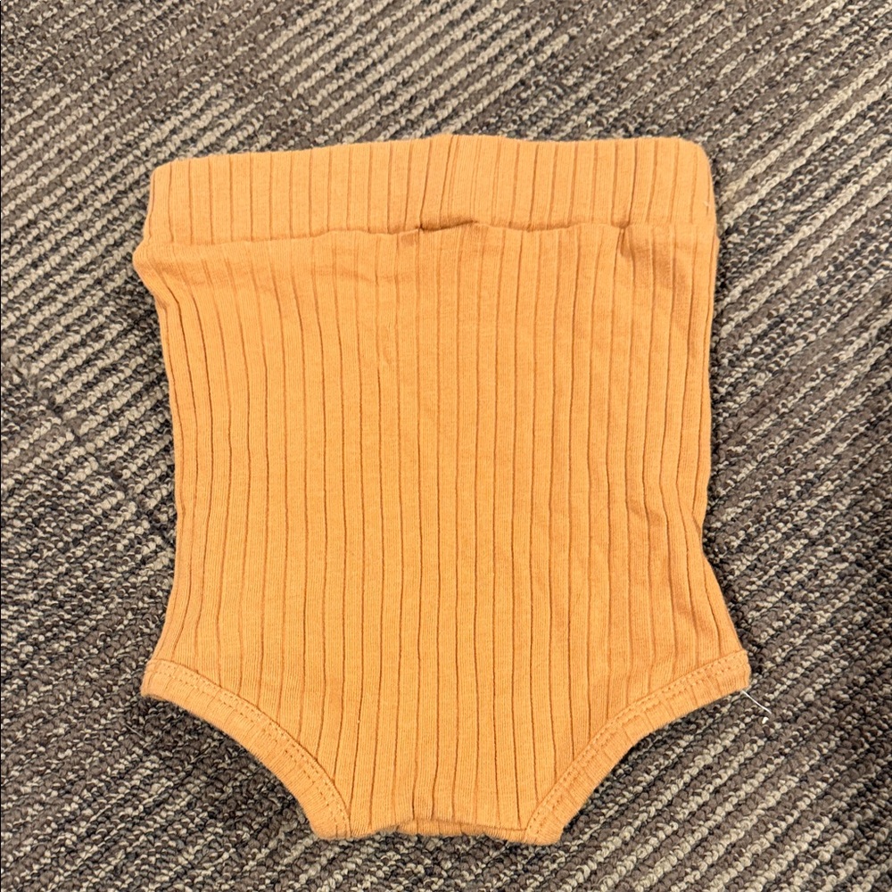 Ribbed Ruffle Baby Bloomers - Picture 3 of 3